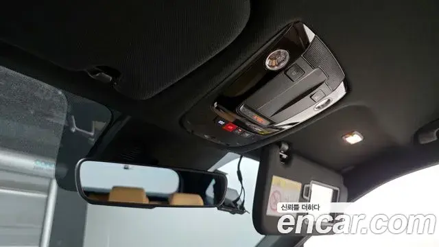 Kia Sorento 2022 — ფოტო 13/20