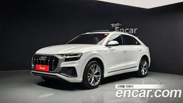 Audi Q8 2020 — ფოტო 14/20