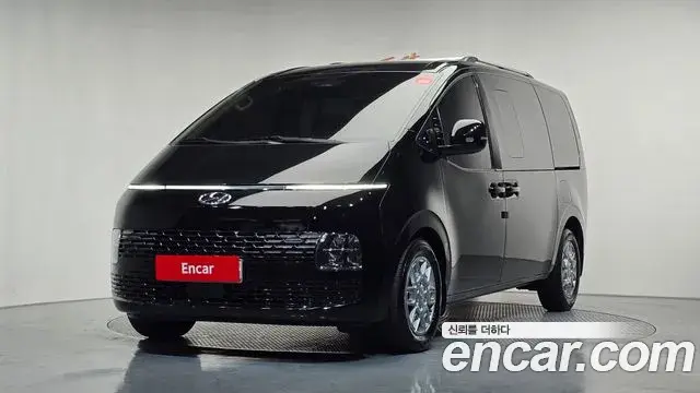 Hyundai Staria 2022 — ფოტო 1/20