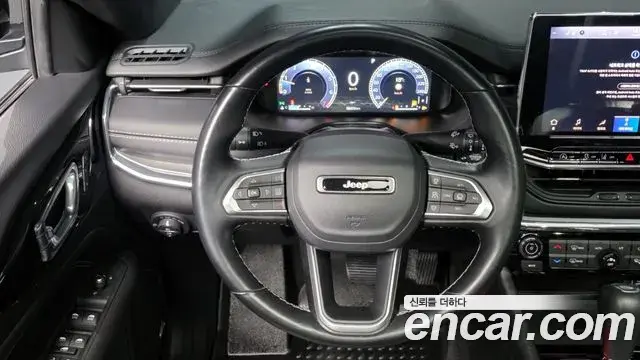 Jeep Compass 2022 — Фото 13/20