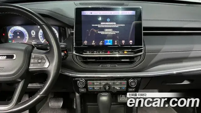 Jeep Compass 2022 — Фото 14/20