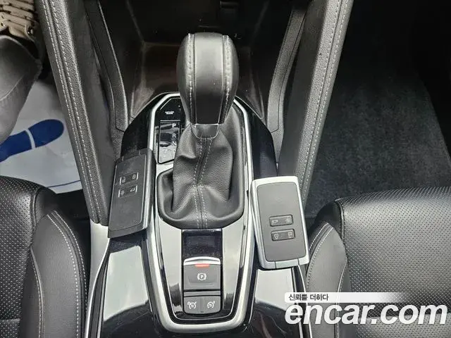 Renault Samsung QM6 2022 — ფოტო 18/20