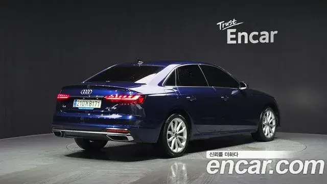 Audi A4 2023 — ფოტო 1/20