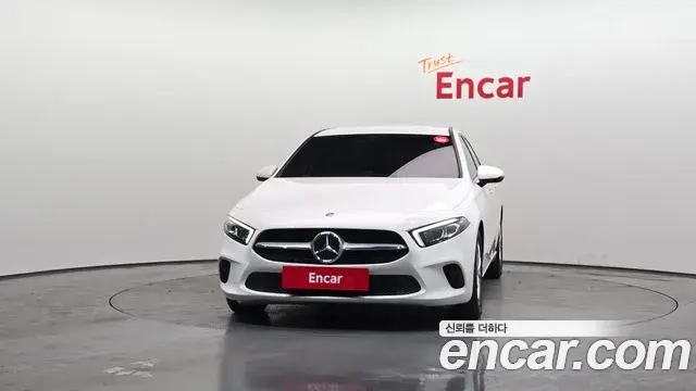 Mercedes-Benz A-Class 2020 — Фото 3/20