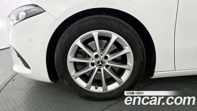 Mercedes-Benz A-Class 2020 — Фото 5/20