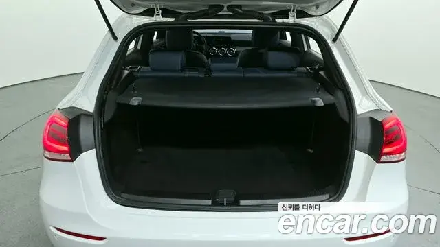 Mercedes-Benz A-Class 2020 — Фото 20/20