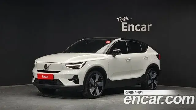 Volvo C40 Recharge 2022 — ფოტო 14/20