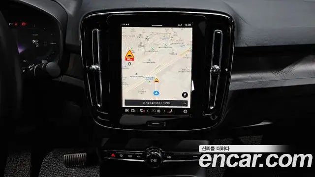 Volvo C40 Recharge 2022 — ფოტო 15/20
