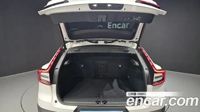 Volvo C40 Recharge 2022 — ფოტო 5/20