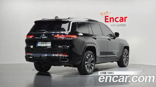 Jeep Grand Cherokee 2022 — Şəkil 8/20