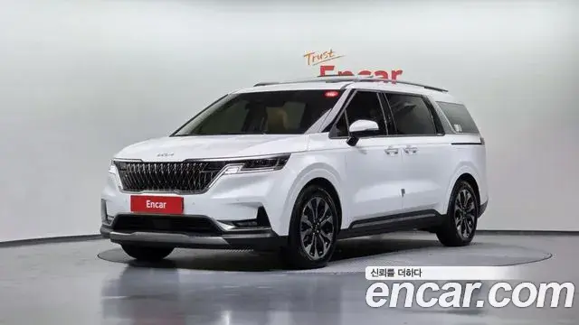 Kia Carnival 2023 — ფოტო 12/20