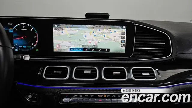 Mercedes-Benz GLE-Class 2022 — ფოტო 4/20