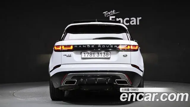 Land Rover Range Rover Velar 2019 — Şəkil 17/20