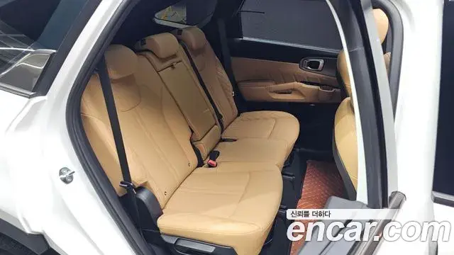 Kia Sorento 2023 — Фото 12/20