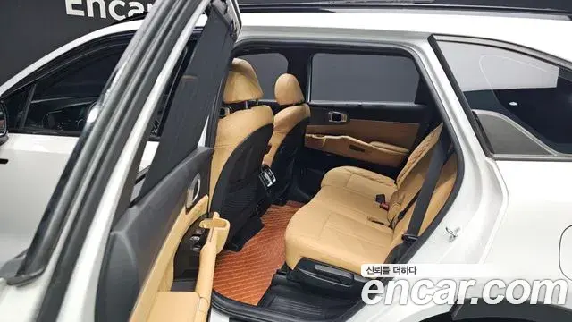 Kia Sorento 2023 — Фото 13/20