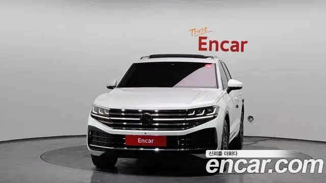 Volkswagen Touareg 2024 — Şəkil 25/38