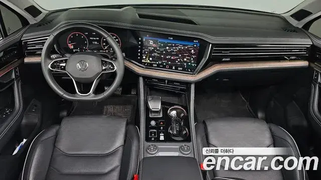 Volkswagen Touareg 2024 — Şəkil 34/38