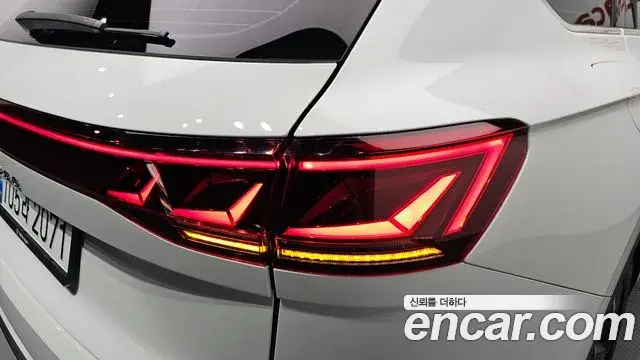 Volkswagen Touareg 2024 — Şəkil 14/38