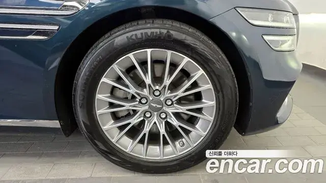 Genesis G80 2021 — ფოტო 12/33