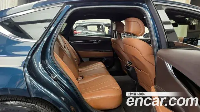Genesis G80 2021 — ფოტო 15/33