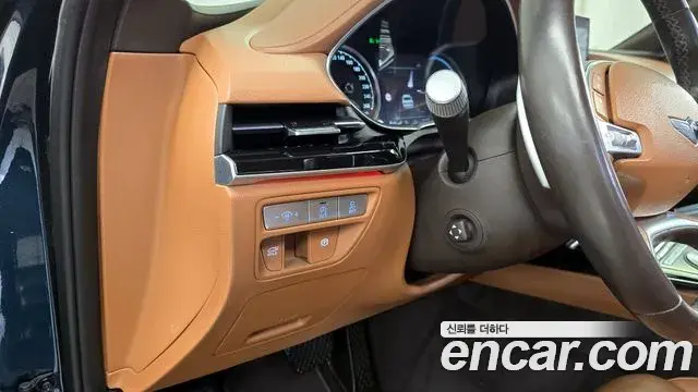 Genesis G80 2021 — ფოტო 2/33
