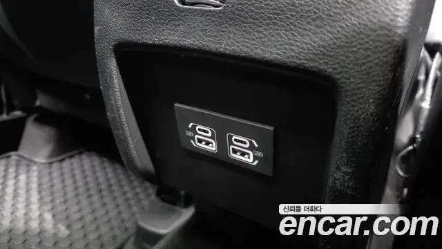 Jeep Cherokee 2021 — Photo 20/35