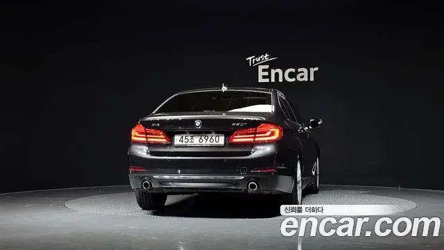 BMW 5 Series 2019 — Photo 4/20