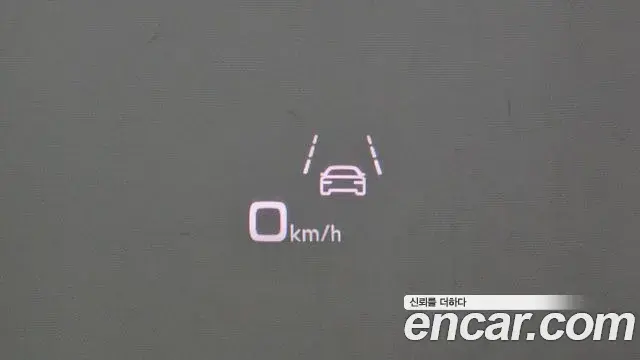 Audi Q8 2022 — ფოტო 26/31