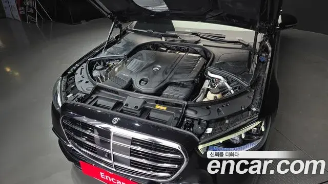 Mercedes-Benz S-Class 2023 — ფოტო 17/34