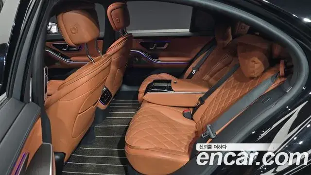 Mercedes-Benz S-Class 2023 — ფოტო 8/34
