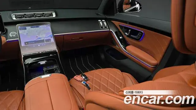 Mercedes-Benz S-Class 2023 — ფოტო 28/34