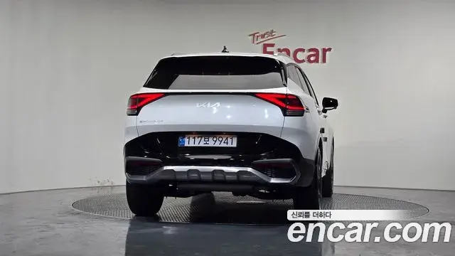 Kia Sportage 2022 — Photo 3/20