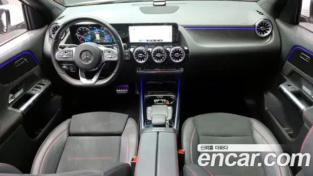 Mercedes-Benz GLA-Class 2022 — Фото 7/20