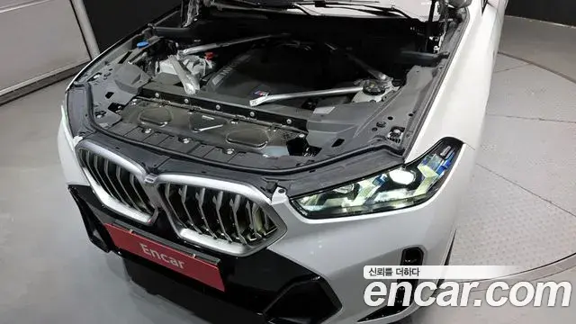 BMW X6 2025 — Photo 9/20