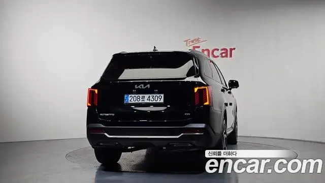 Kia Sorento 2024 — Şəkil 18/20