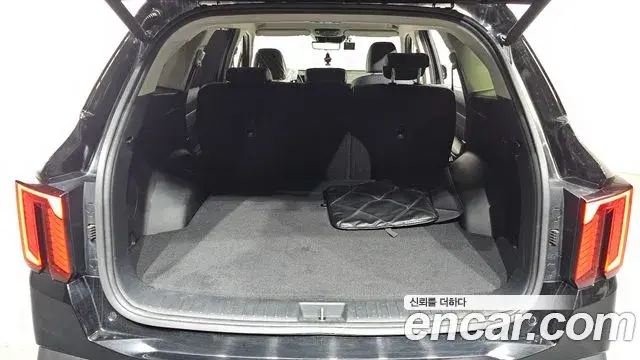 Kia Sorento 2024 — Şəkil 13/20