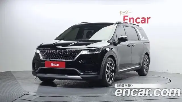 Kia Carnival 2021 — Фото 1/20