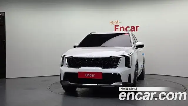 Kia Sorento 2023 — ფოტო 14/20