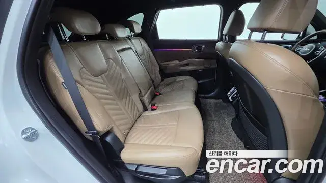 Kia Sorento 2023 — ფოტო 2/20
