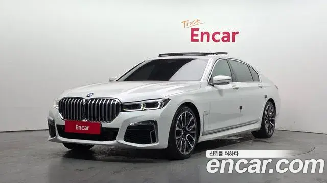 BMW 7 Series 2021 — ფოტო 19/32