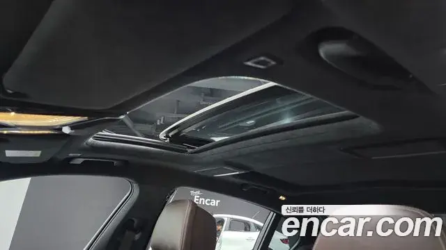 BMW 7 Series 2021 — ფოტო 31/32