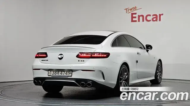 Mercedes-Benz E-Class 2021 — Фото 2/20