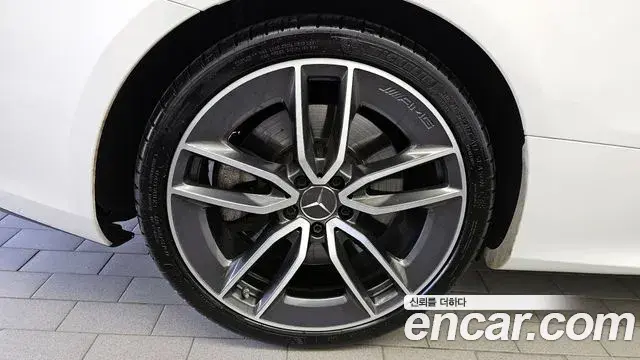 Mercedes-Benz E-Class 2021 — Фото 5/20