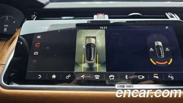 Land Rover Range Rover Velar 2018 — Photo 15/20