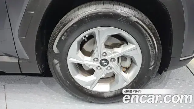 Hyundai Tucson Hybrid 2023 — Şəkil 10/30