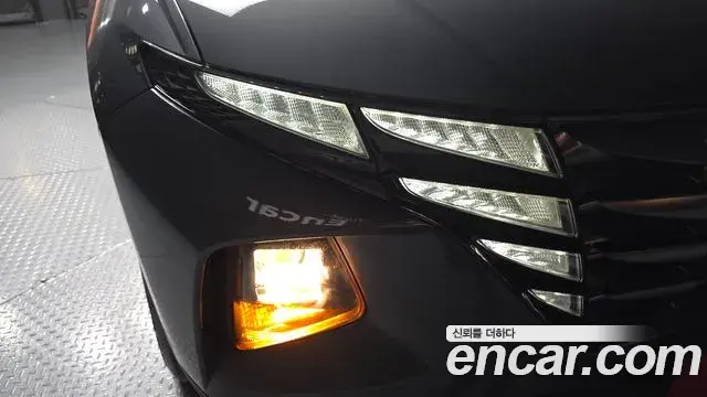 Hyundai Tucson Hybrid 2023 — Şəkil 22/30