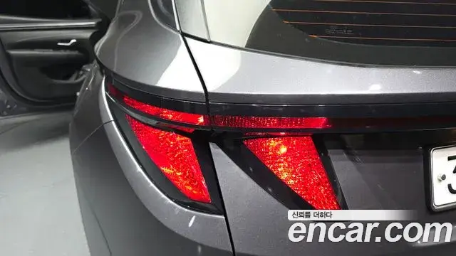 Hyundai Tucson Hybrid 2023 — Şəkil 21/30