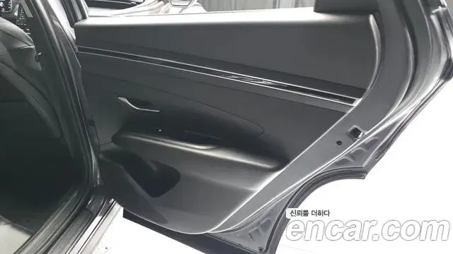 Hyundai Tucson Hybrid 2023 — Şəkil 27/30