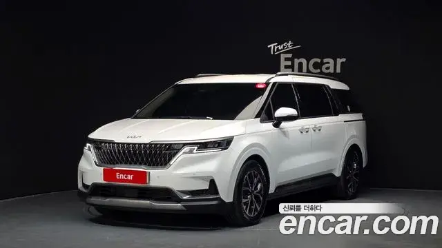 Kia Carnival 2023 — Photo 1/20