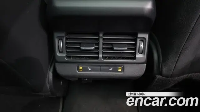 Land Rover Range Rover Evoque 2021 — ფოტო 3/20
